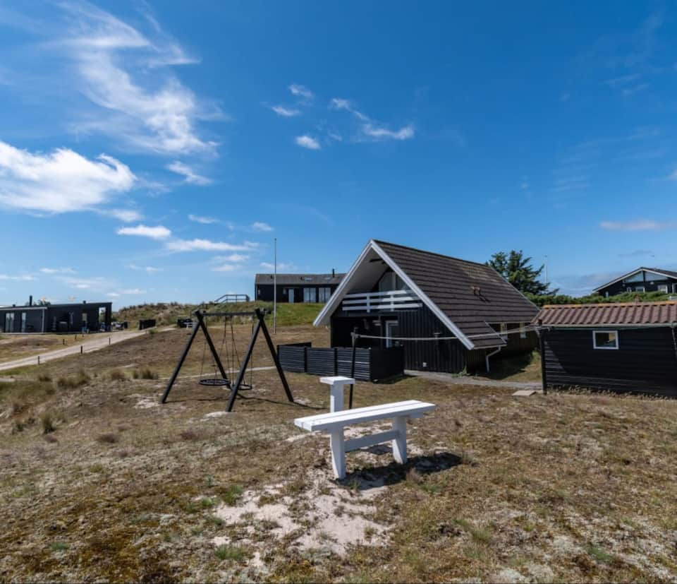 Sommerhuset og naturgrunden